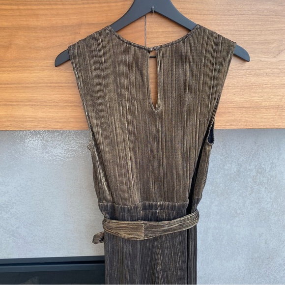 Anthropologie by Vanessa Virginia Pont Neuf Jumpsuit, Size M - Picture 13 of 16